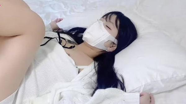 迷奸大学暗恋的女同学-小敏儿